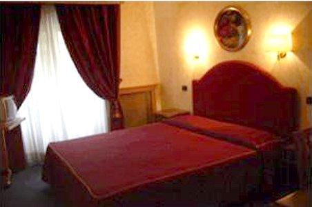 Hotel Flaminius Рим Номер фото
